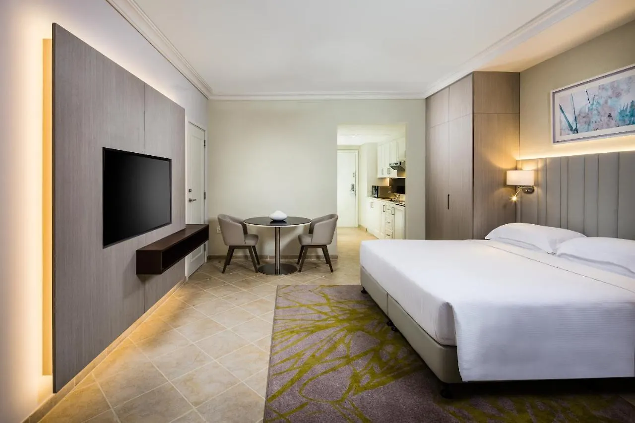Beach Rotana - All Suites Abu Dhabi 5*,