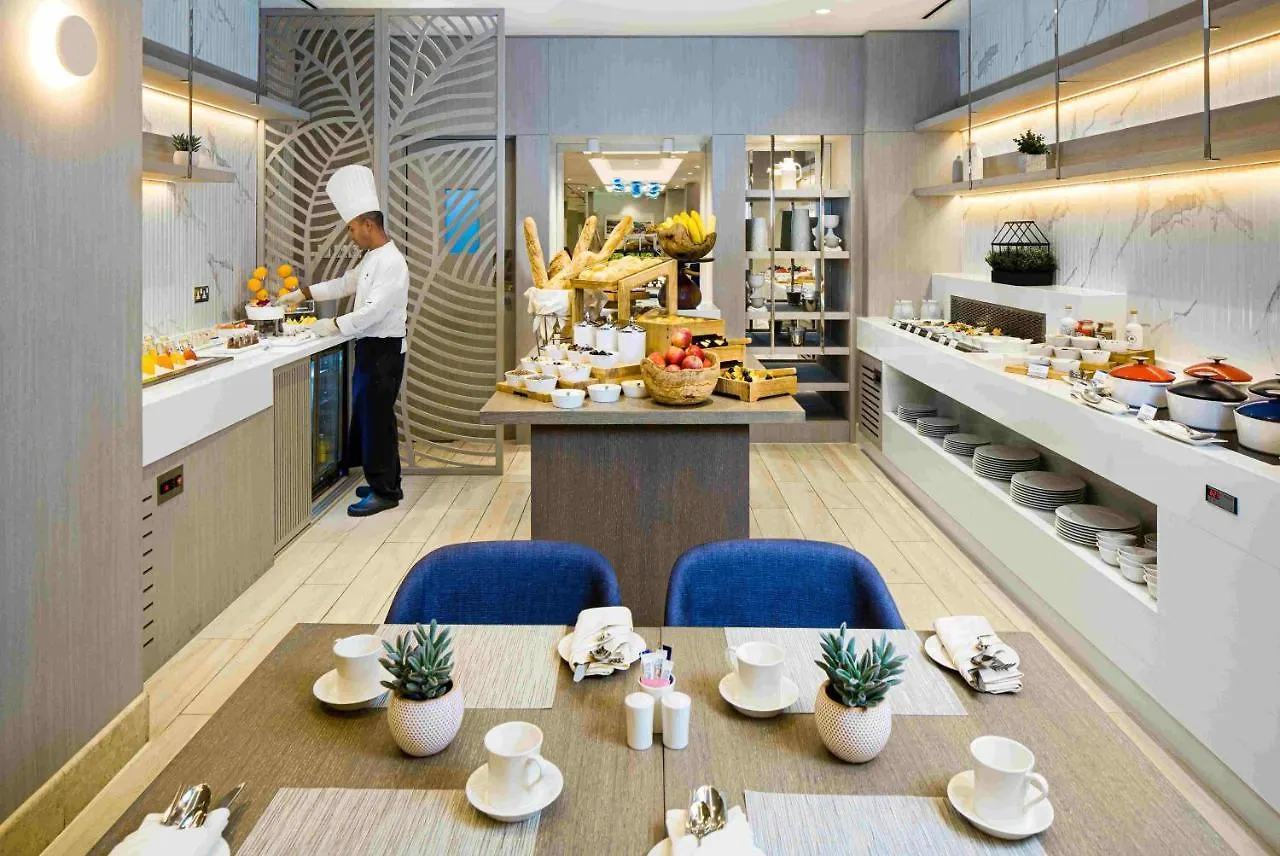 Beach Rotana - All Suites Abu Dhabi